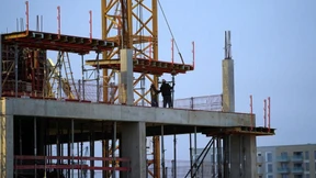 Weniger Bauunternehmen