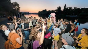 Durch die Nacht mit Teenagern