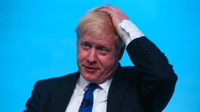 Britisches Pfund fällt auf Zwei-Jahrestief