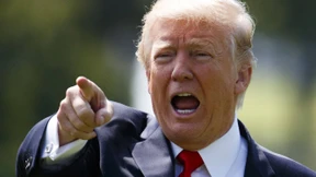 Ein absurdes Theater!