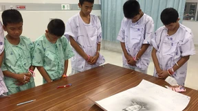 Die Fußballer sprechen über die Höhlenrettung