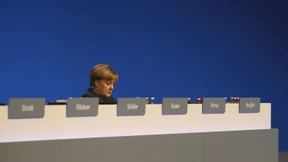 Unionspolitiker stellen sich gegen Merkels Position