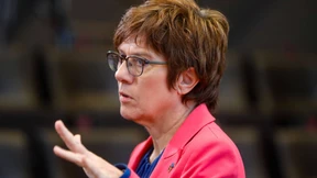 SPD wirft AKK „verantwortungslose Gedankenspiele“ vor