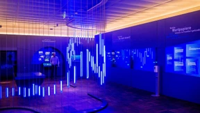 Fürs Selfie als Börsenreporter ins Besucherzentrum in Frankfurt