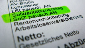 So viel sparen Sie, wenn der Soli wegfällt