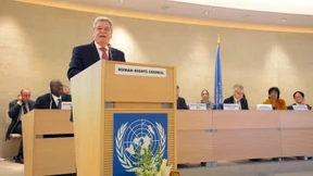 Gauck: „Ohne falsche Rücksichten gegen Repression“