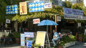 Athen plant offenbar neue Steuer auf fettreiche Lebensmittel