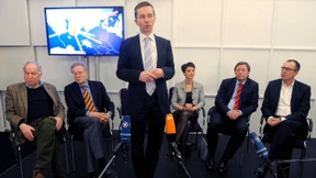 Polizei rechnet mit tausenden AfD-Gegnern