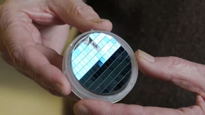 „Wundermaterial“ Graphen wird zum Halbleiter