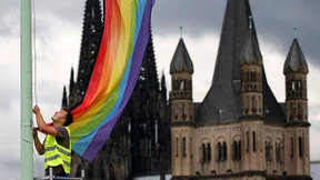 Katholische Kirche in Deutschland regelt Segen für alle Paare