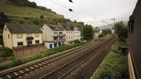 Güterzüge müssen Mittelrheintal umfahren