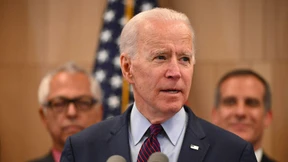 Biden und Sanders wollen schmutzigen Wahlkampf vermeiden