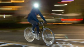 Taghell in die Nacht