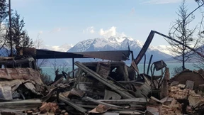 Waldbrand zerstört Ort in Neuseeland