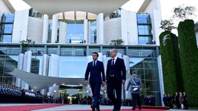 Den Seinen beim Untergang zuzusehen, ist eine Untat