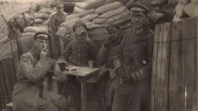 Der Dunst von Schießpulver und versengtem Fleisch