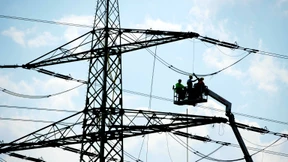 Geldanlage in Häfen, Schienen und Stromnetze 