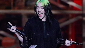 Billie Eilish singt den neuen James Bond Song „Time to die“