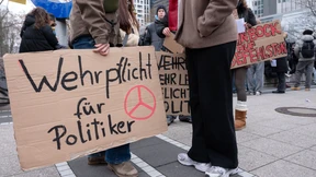 Darum Deutschland dienen