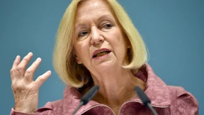 Wanka muss nach AfD-Schelte vor Bundesverfassungsgericht