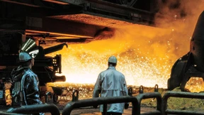 López gerät unter Druck der Stahlkocher