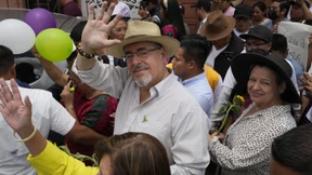 Kann ein Präsident ohne Partei regieren?