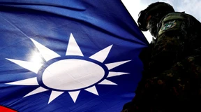 Taiwan: Acht chinesische Militärflugzeuge überqueren Grenze