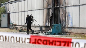 Wieder brennt eine Flüchtlingsunterkunft