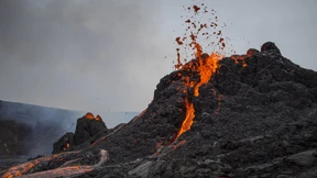 Neue Erdbebenserie in Vulkangebiet