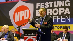 Der rechte V-Mann am falschen Platz