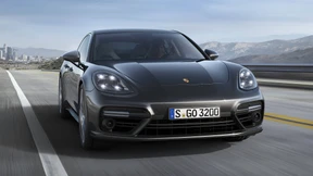 Mit sanften Fingerbewegungen zum Leben erweckt