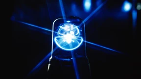 Beamte am tiefen rechten Rand