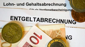 Sozialbeiträge steigen bald über 50 Prozent des Bruttolohns  