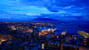 Frühes Leid, angesiedelt in Neapel