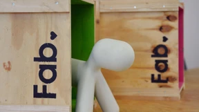 Aus dem Netz mitten in die Einkaufsstraße