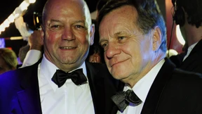 Hilfe unter ruppigen Freunden