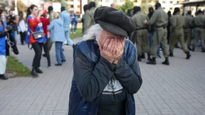 Augen weit geschlossen