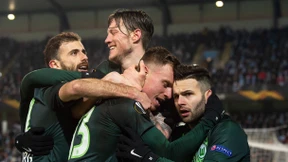 Wolfsburg leicht und locker im Achtelfinale