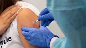 „Klappe halten, impfen lassen“