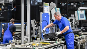 Sogar Unternehmen mit Fachkräftemangel bauen Arbeitsplätze ab