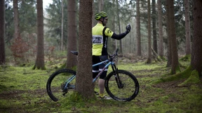 Das Smartphone radelt mit