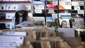 Schallplatte überrundet Downloads