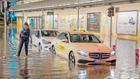 Überschwemmungen, vollgelaufene Keller, ausgefallene Flüge