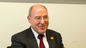 Gysi fordert mehr Einsatz von ostdeutschen Ministerpräsidenten