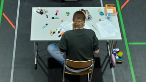 Das undurchsichtige Geschäft mit den Abi-Prüfungen