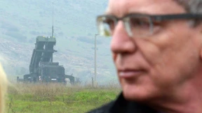 Wehrbeauftragter kritisiert de Maizière