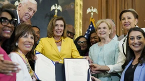 Repräsentantenhaus macht Weg frei für Bidens großes Gesetzpaket