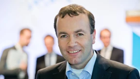 Europapolitiker Weber steigt auf