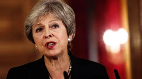 May demonstriert Härte nach EU-Gipfel