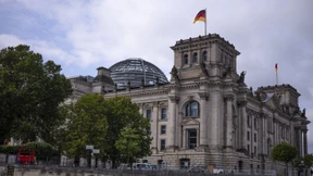 Unionsfraktion verklagt die Bundesregierung